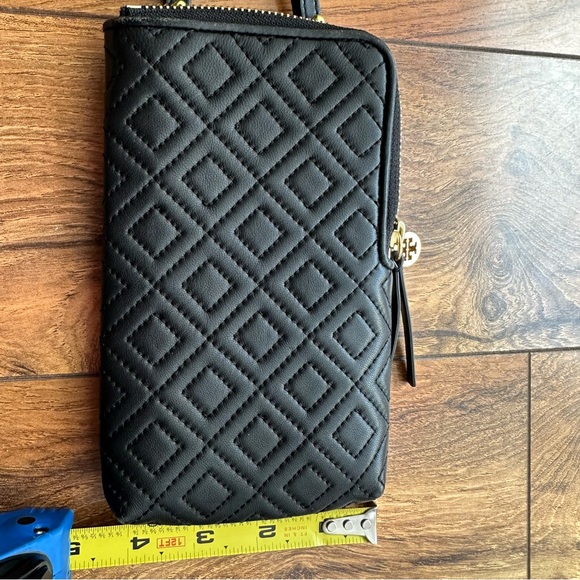 Tory Burch Fleming Phone Crossbody - Picture 7 of 9